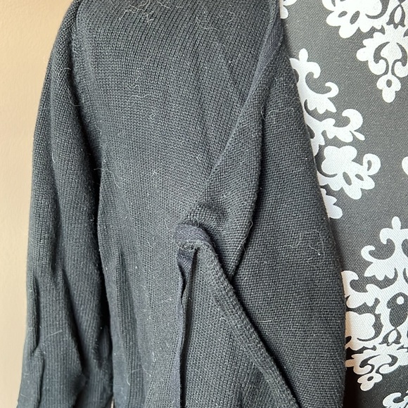 Cabi ATC Offhand Cardigan (style 5827) - Picture 4 of 14